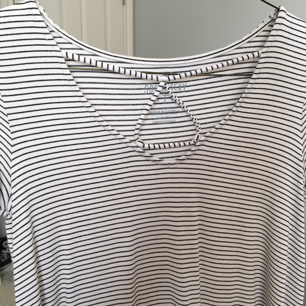 American Eagle Soft and Sexy Striped Lace Up Tee - Picture 3 of 4